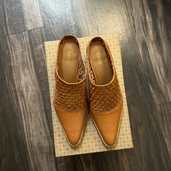 Roolee “Day in the Life” Mule - Picture 4 of 4